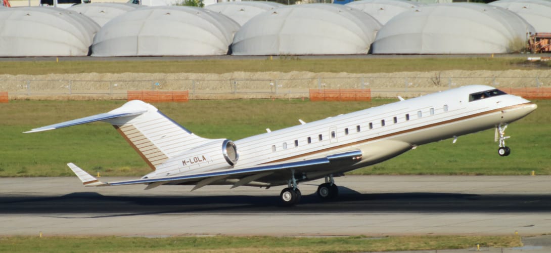 Bombardier Global Express XRS M LOLA.