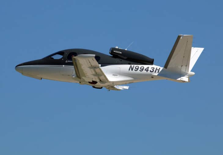 Cirrus Vision Jet SF50 N9943H
