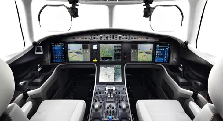Dassault Falcon 6X cockpit flight deck