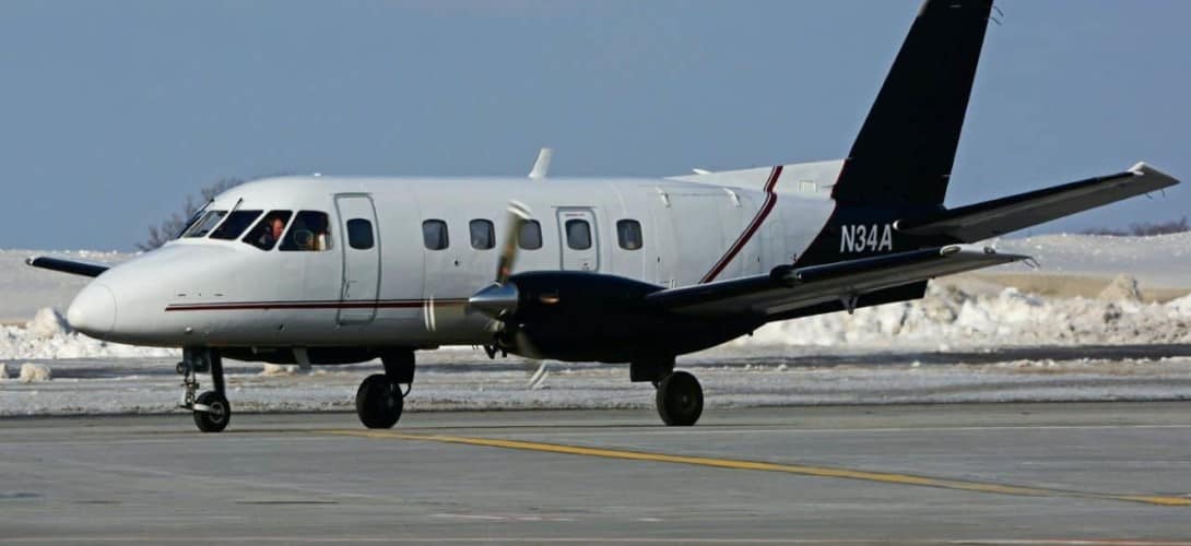 Embraer EMB 110 Bandeirante 6