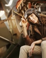 20 Aviation Gifts for Her in 2023