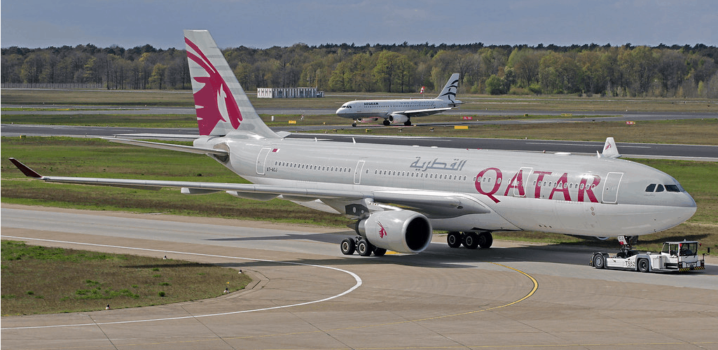 Qatar Airways Airbus A330 202 A7 ACJ